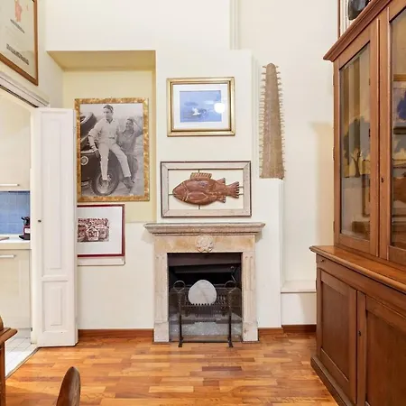 Eclectic And Soulful Duplex Central Station Milano
